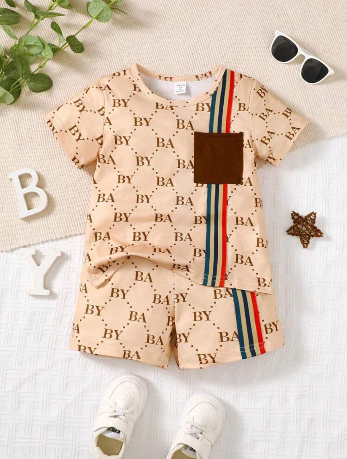 Young Boy Letter Graphic Tee & Shorts Set