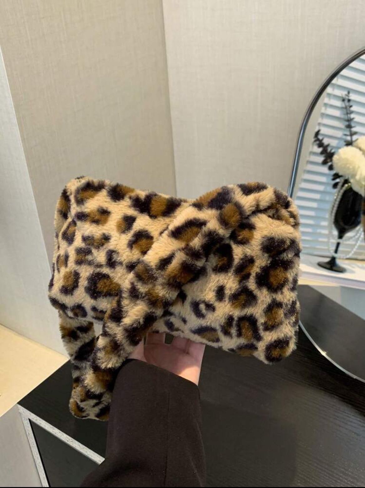 Fuzzy, Soft, Fluffy Bag For Girls, Women, College Students, Rookies & White-Collar Workers For Work, Office, Commute, For Autumn & Winter, Warm Winter, Outdoors