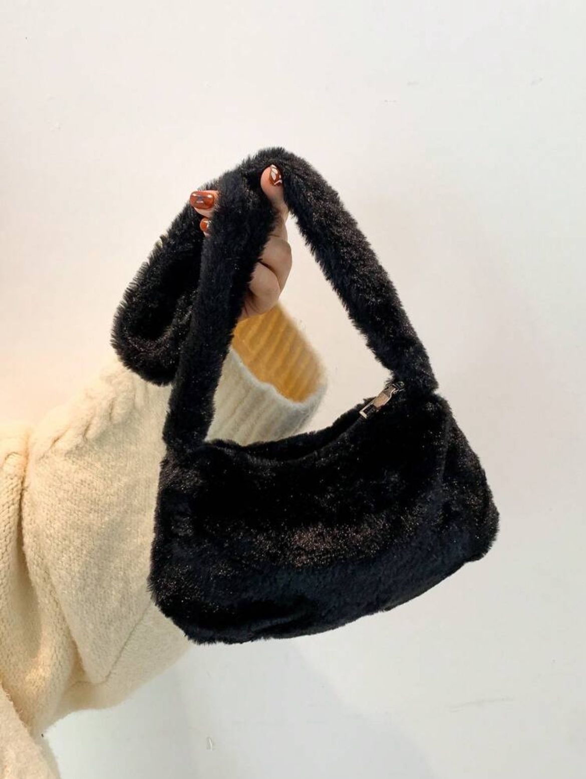 Fuzzy, Soft, Fluffy Bag For Girls, Women, College Students, Rookies & White-Collar Workers For Work, Office, Commute, For Autumn & Winter, Warm Winter, Outdoors